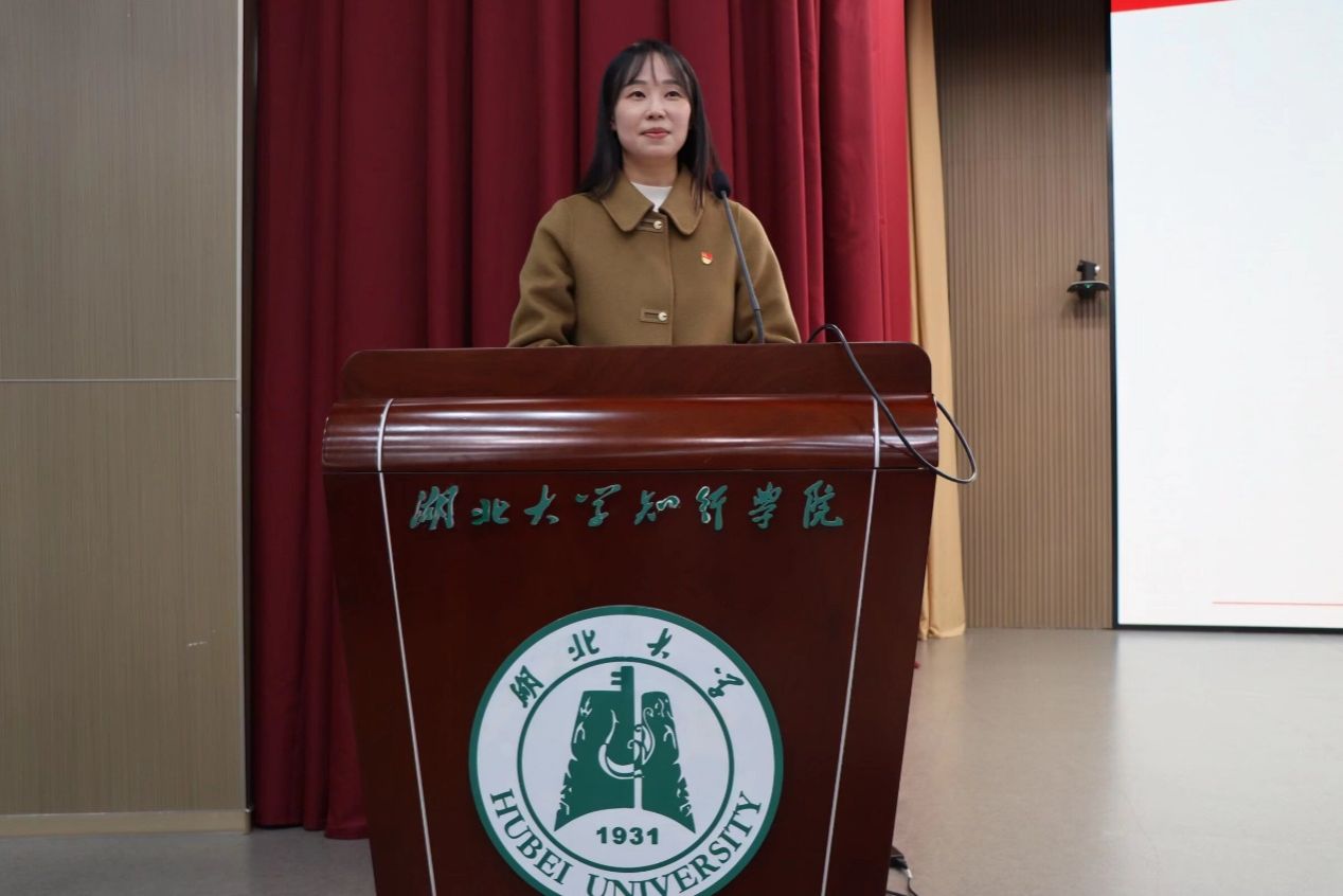 门上的广告  AI 生成的内容可能不正确。